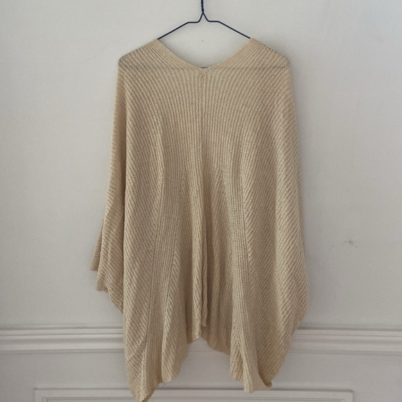 Sweater - Picture 3 of 3